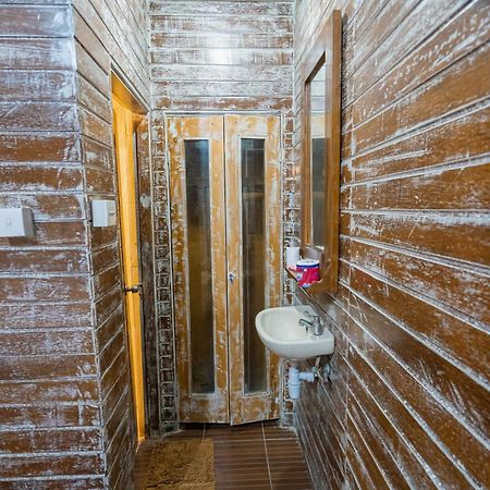 The Mel Homestay Batununggul Экстерьер фото
